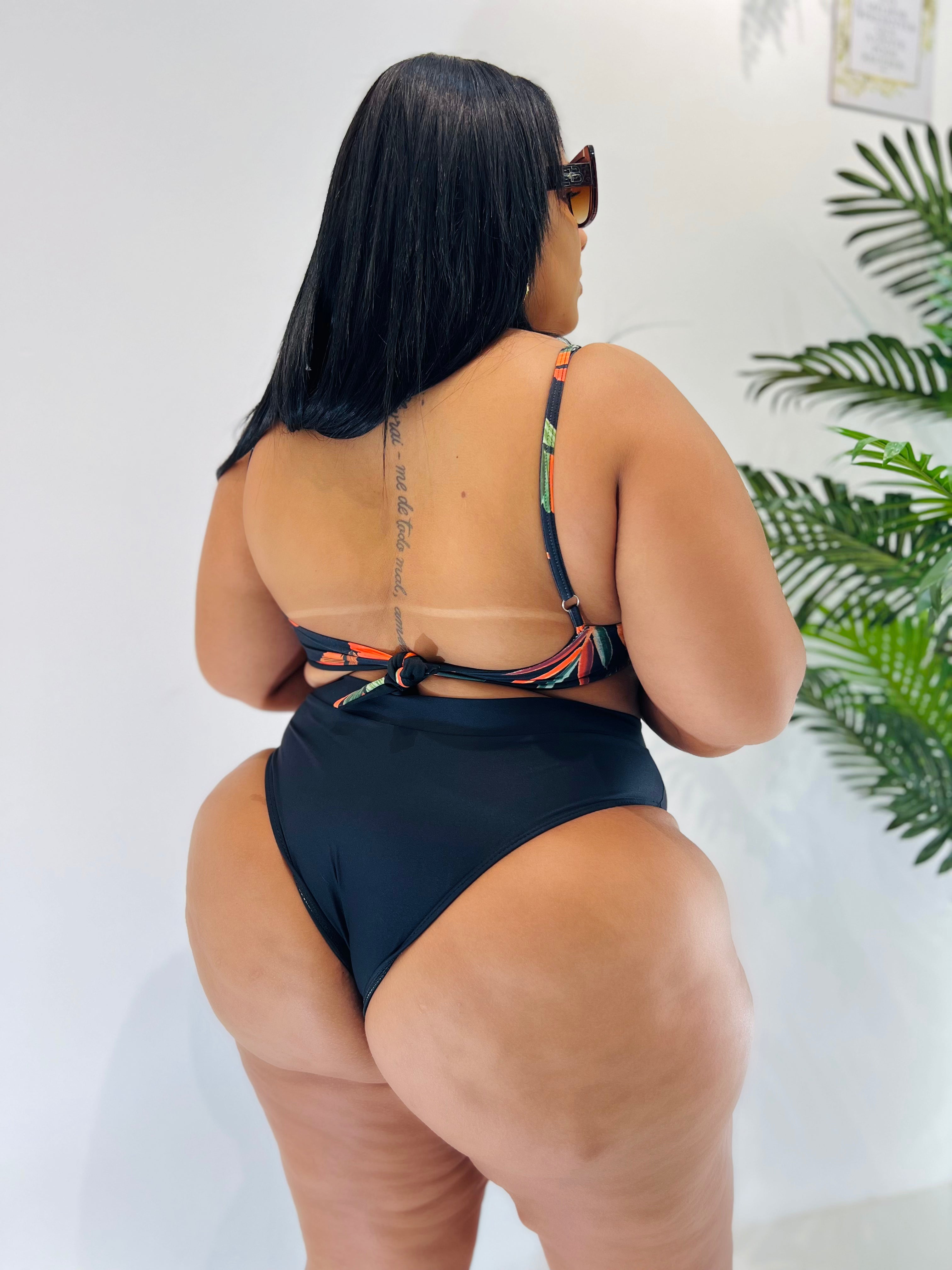 Calcinha Hot Pant Cavada Preto
