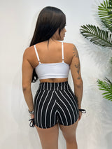 Short lacinho Lateral Preto Listrado