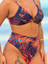 Conjunto Top Maldivas + Calcinha Hot Pant Pincelada Selvagem
