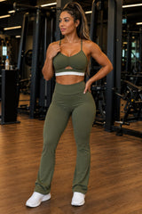 Conjunto Top Francis + Calça Flare Verde Musgo